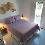 Eco Isla GuestHouse
